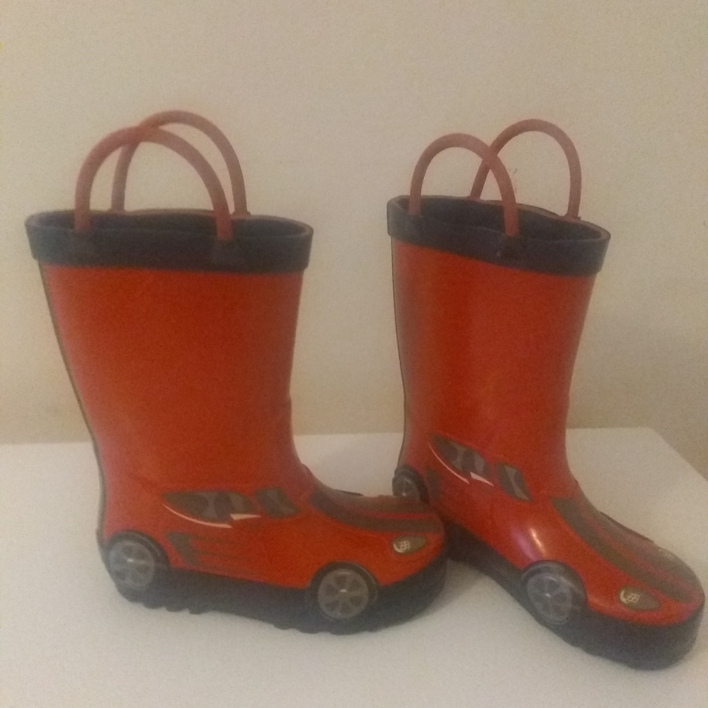 Racecar rain boots